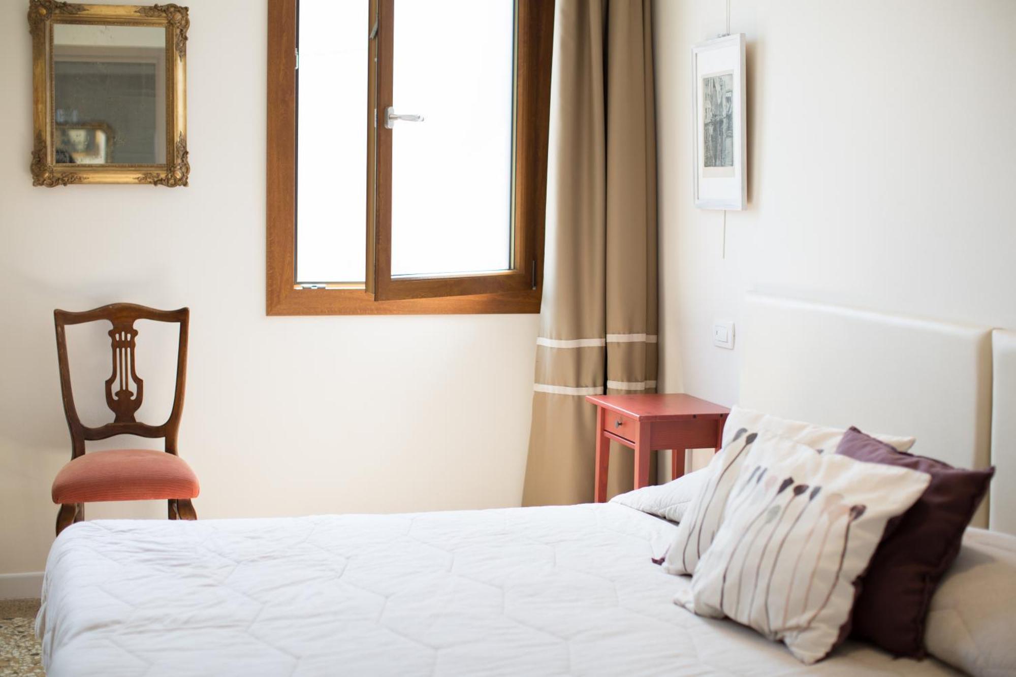 Guest House Bella Onda Tessera